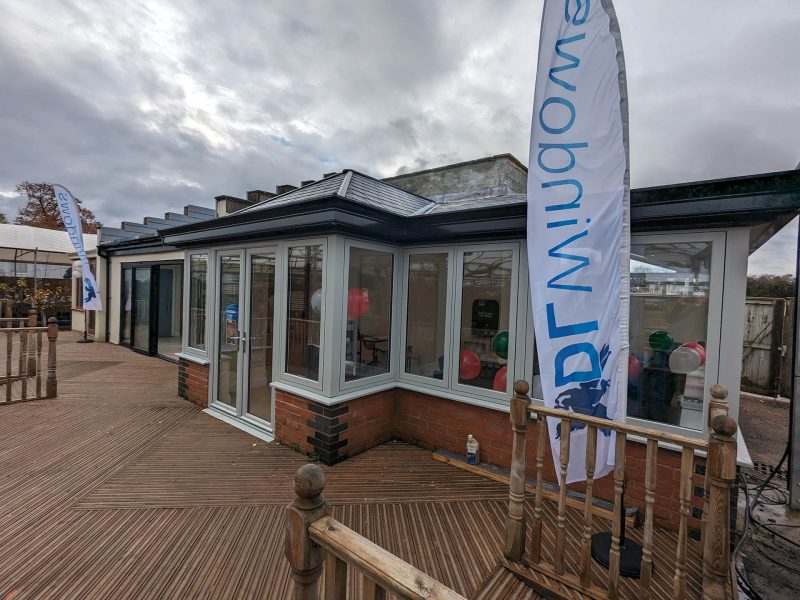 outdoor view of the DL Windows showroom